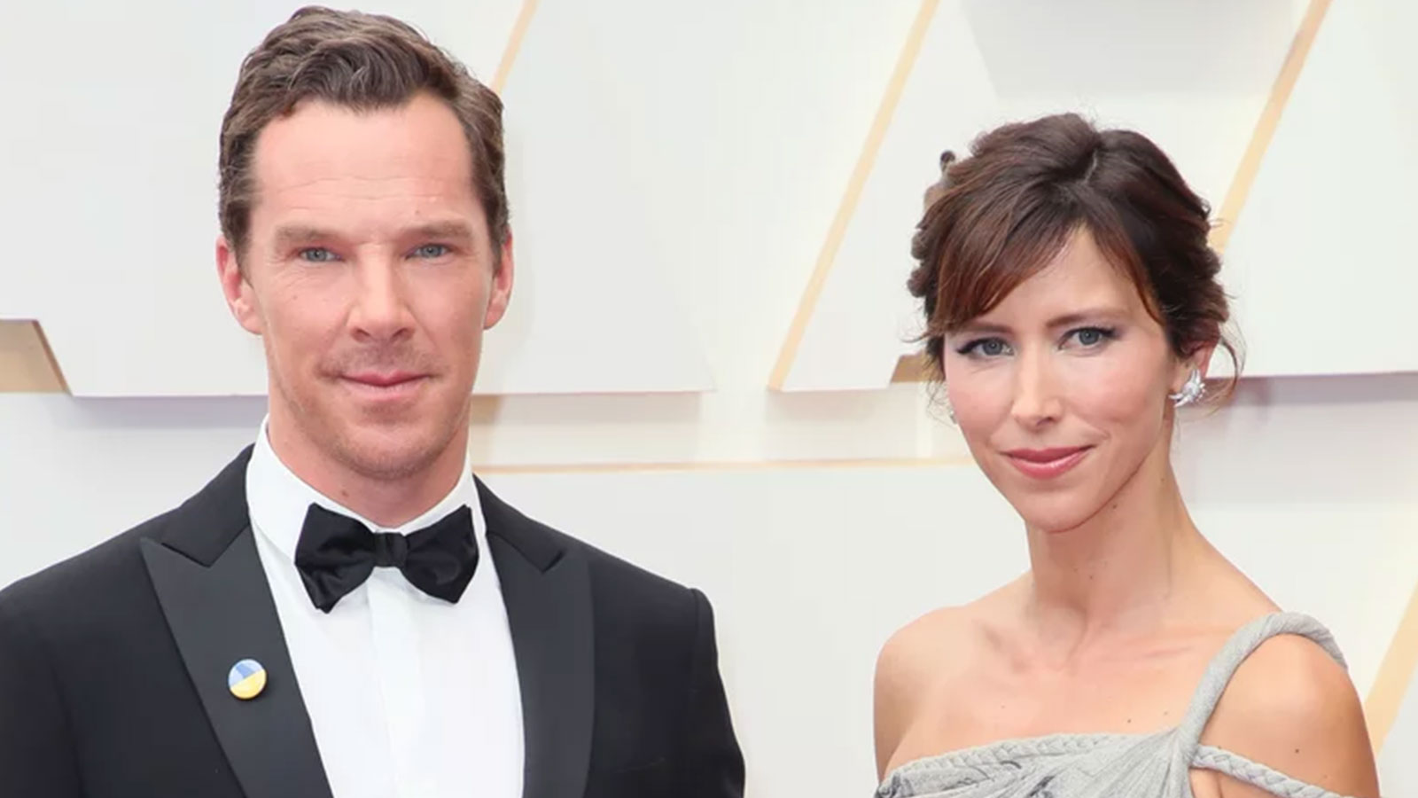 Benedict Cumberbatch with his wife, Sophie Hunter, attend the 94th Annual Academy Awards.